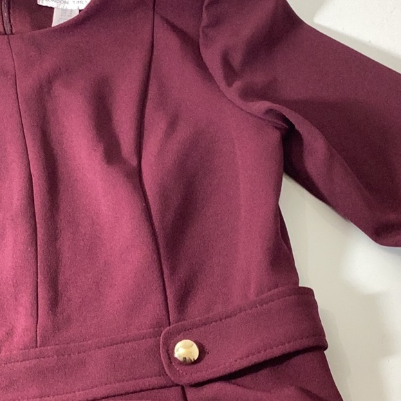 Seamed Midi Dress
London Times - Picture 4 of 9